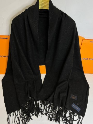 Louis Vuitton палантин