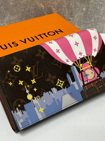 Louis Vuitton кошелек