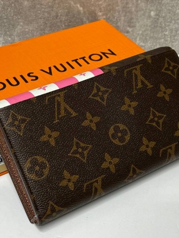 Louis Vuitton кошелек