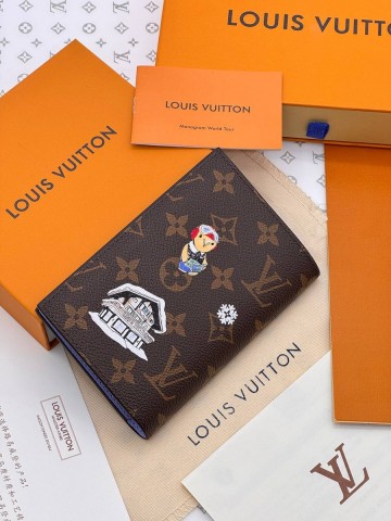 Louis Vuitton обложка на паспорт