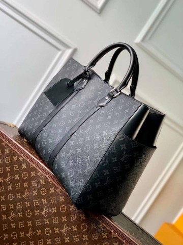 Louis Vuitton сумка