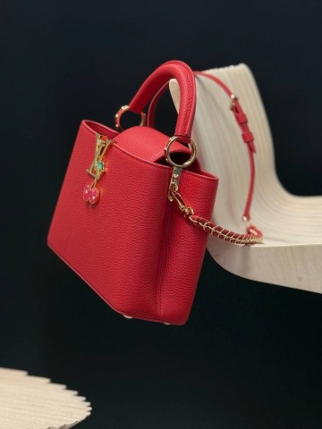 Louis Vuitton Capucines сумка