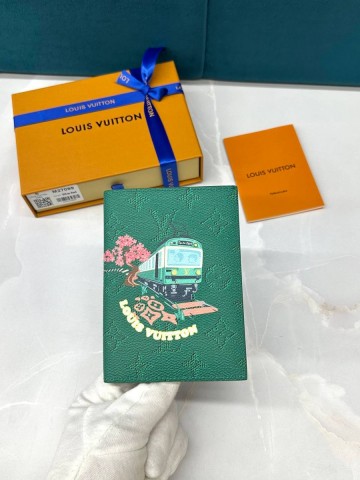 Louis Vuitton обложка на паспорт