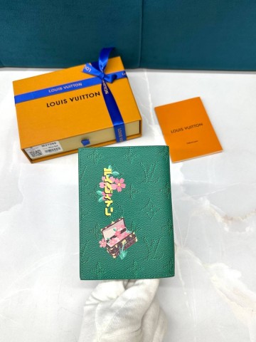 Louis Vuitton обложка на паспорт