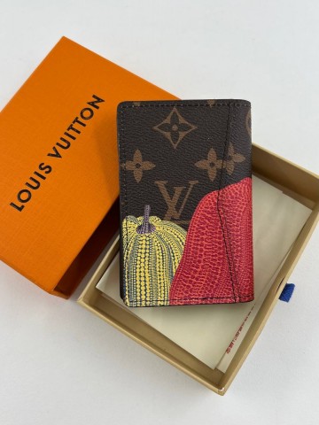 Louis Vuitton картхолдер