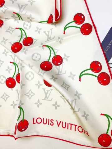 Louis Vuitton платок