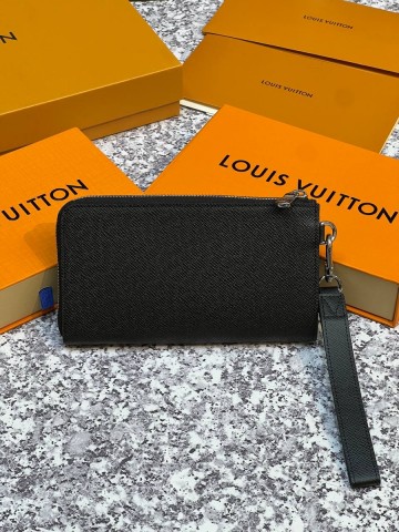 Louis Vuitton кошелек