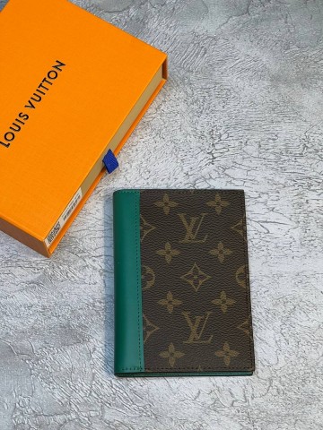 Louis Vuitton обложка на паспорт