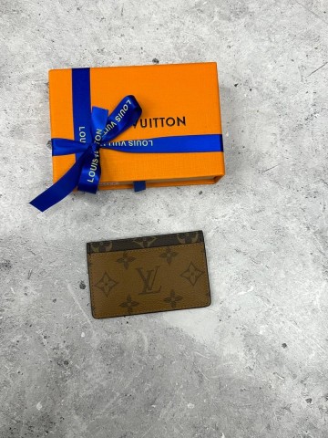 Louis Vuitton картхолдер