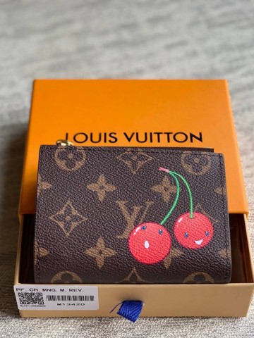 Louis Vuitton кошелек