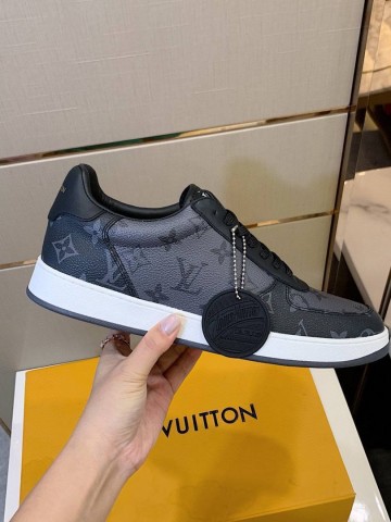 Louis Vuitton кроссовки