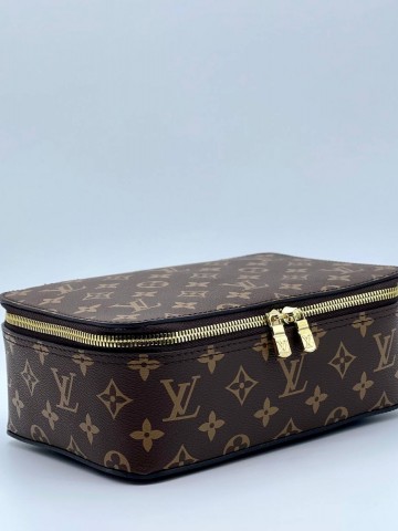 Louis Vuitton косметичка