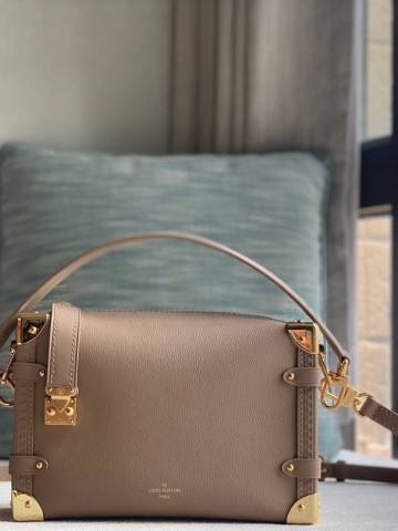 Louis Vuitton Side Trunk сумка