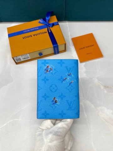 Louis Vuitton обложка на паспорт