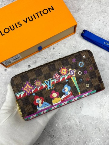 Louis Vuitton кошелек