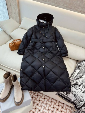 Max Mara пуховик