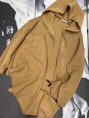 Max Mara костюм