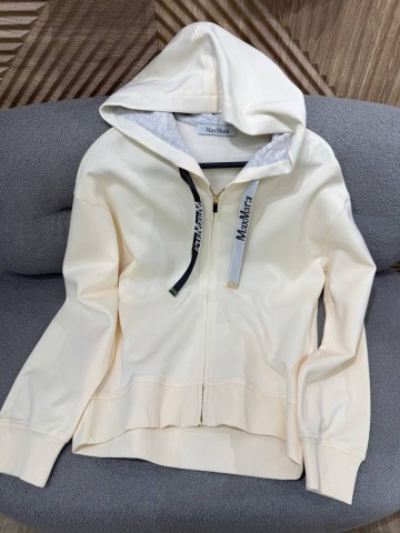Max Mara костюм