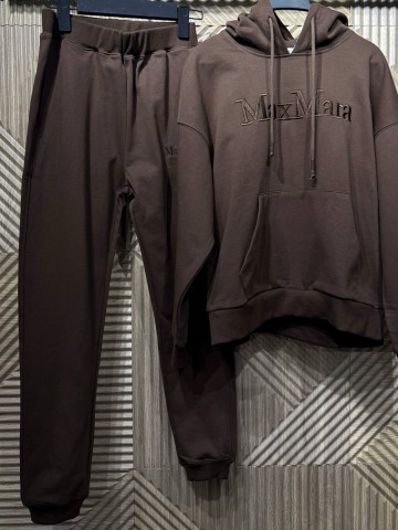 Max Mara костюм