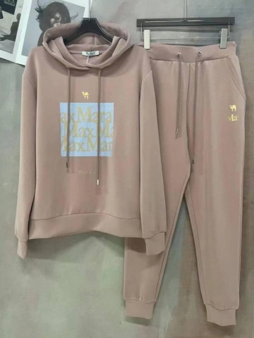 Max Mara костюм