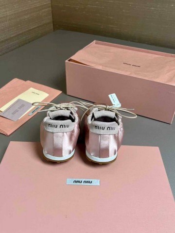 Miu Miu кроссовки #405154MF