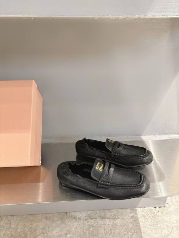 Miu Miu лоферы #121847KL