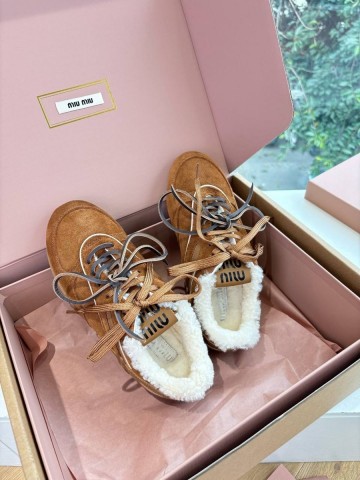 Miu Miu кроссовки #378398VM
