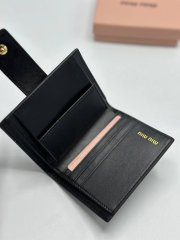 Miu Miu кошелек #196475UG