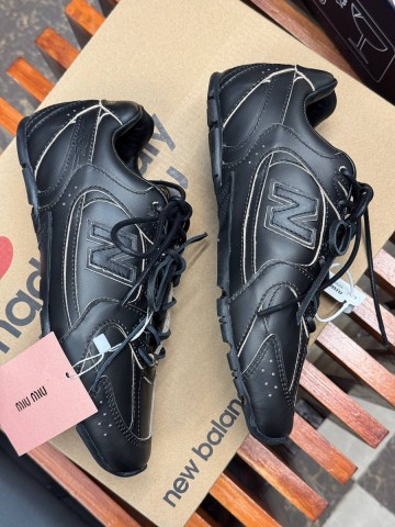 Miu Miu & New Balance кроссовки #243107BB