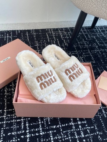 Miu Miu шлепанцы #255076BY