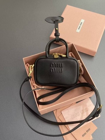Miu Miu сумка #382736QO