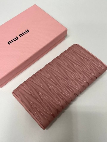Miu Miu кошелек #453484SZ