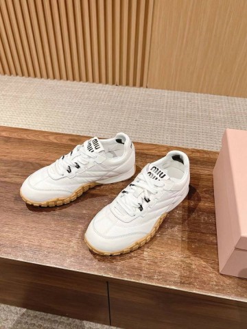 Miu Miu кроссовки #226235LV