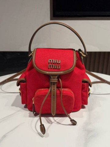 Miu Miu рюкзак #465299HE