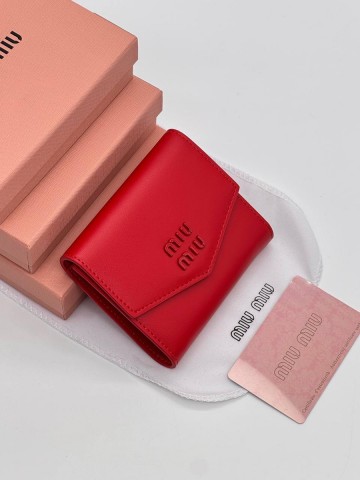 Miu Miu кошелек #475999MA