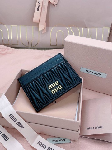 Miu Miu картхолдер #522045DA