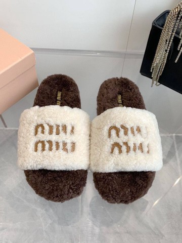 Miu Miu шлепанцы #545141NB