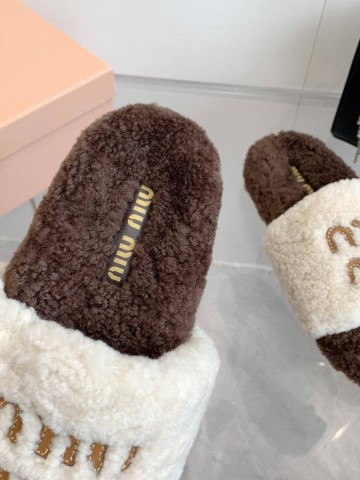 Miu Miu шлепанцы #545141NB