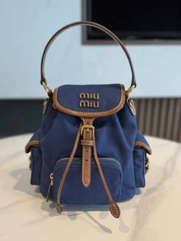 Miu Miu рюкзак #589547IN