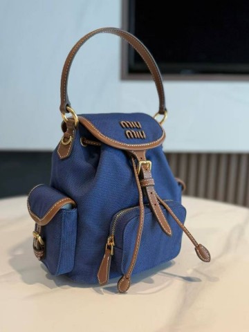 Miu Miu рюкзак #589547IN