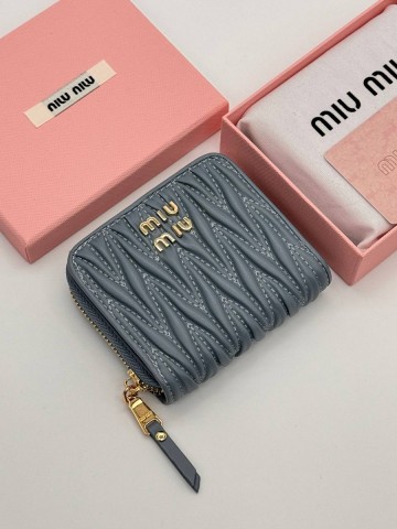 Miu Miu кошелек #616942VA