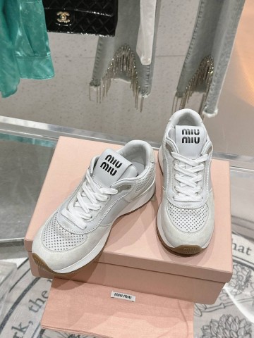 Miu Miu кроссовки #652645KE