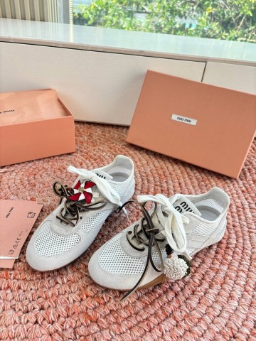 Miu Miu кроссовки #496365TE