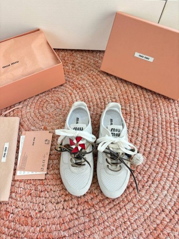 Miu Miu кроссовки #496365TE