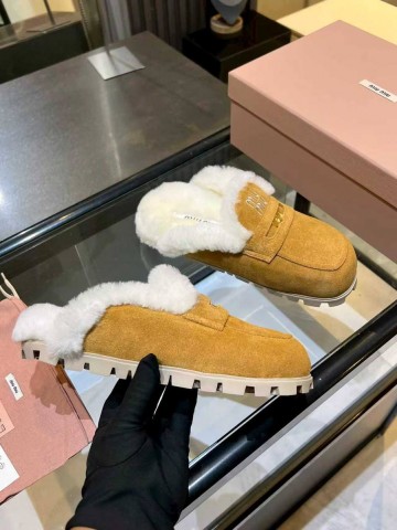 Miu Miu мюли #810680KN