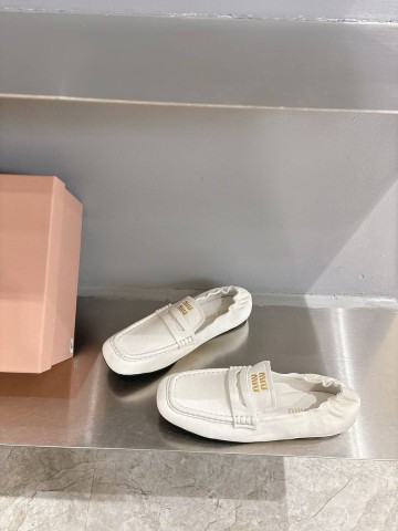 Miu Miu лоферы #754763RQ