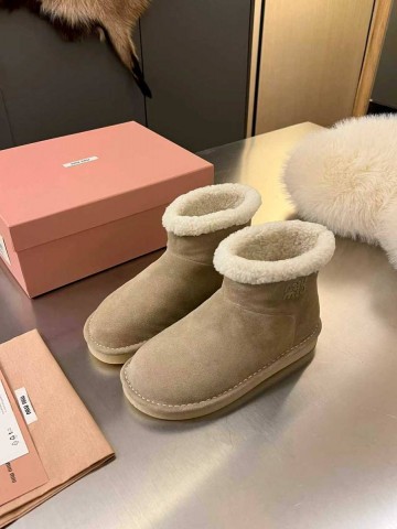Miu Miu угги #247050ZI
