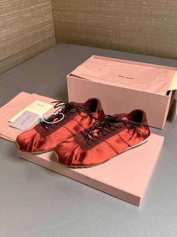 Miu Miu кроссовки #110340CI