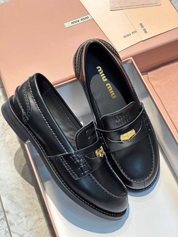 Miu Miu лоферы #425014HY
