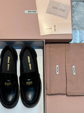 Miu Miu лоферы #425014HY